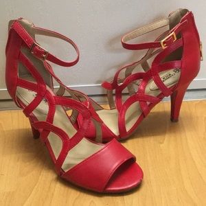 Avon Cushion Walk Heels